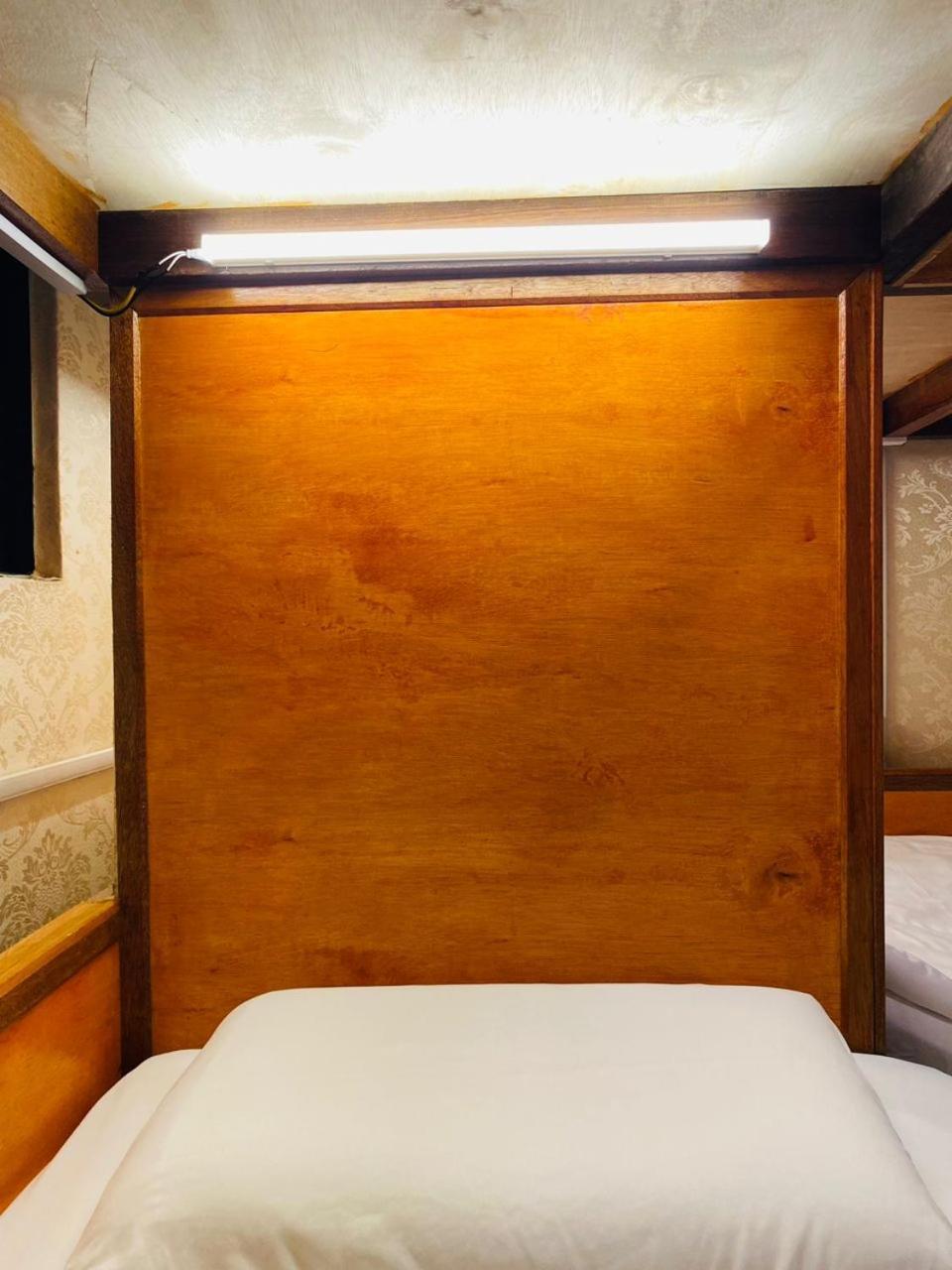 H2 Worldpackers , The Social Hotel كوتا كينابالو المظهر الخارجي الصورة
